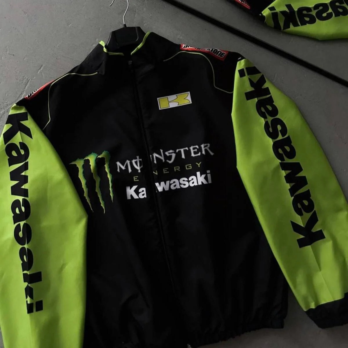GIACCA DA CORSA MONSTER ENERGY